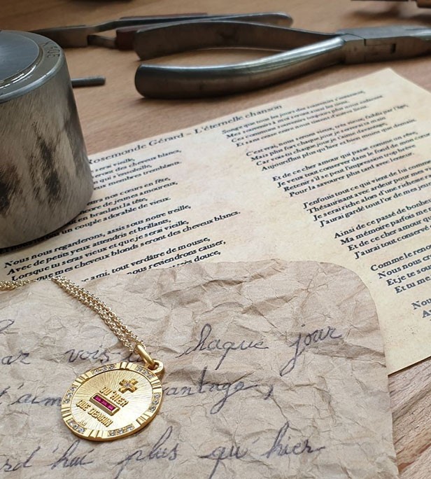 médaille augis plus qu'hier moins que demain