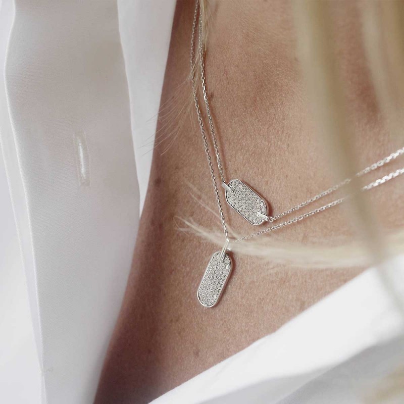 So SHocking necklaces | LEPAGE