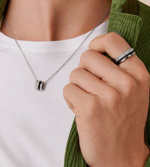 Boucheron necklaces | LEPAGE