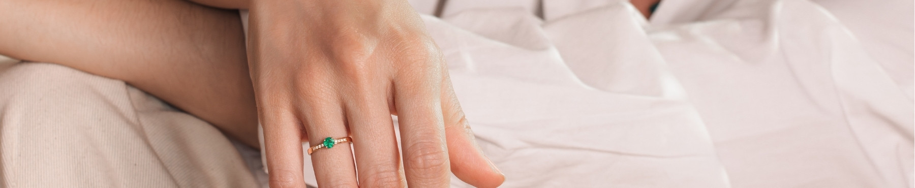 Bagues de fiançailles pierres précieuses