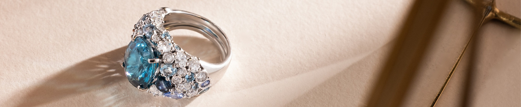 Exceptional jewelry pieces
