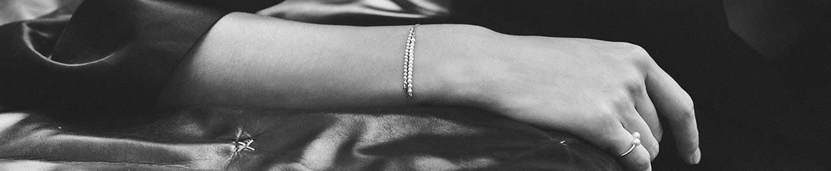 Claverin bracelets